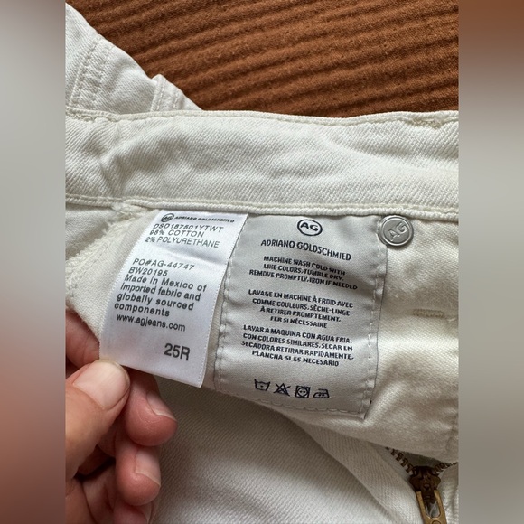 AG Adriano Goldschmied Jeans White Denim The Mari High Rise Straight EUC Sz 25R - Picture 11 of 14